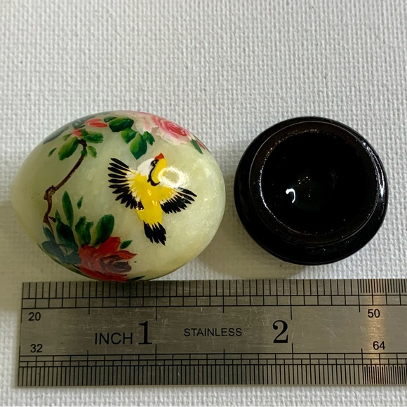 Vintage Hand Painted Green Jade Egg w Flowers Bird & Pink Roses Wood Stand 1.5" - Picture 11 of 12